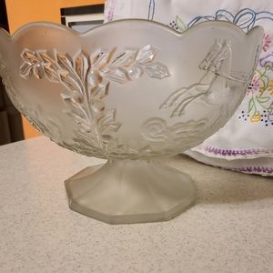 Gorgeous fruit bowl glass vintage